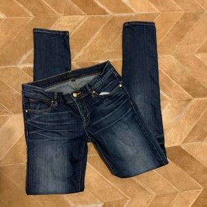 EUC Juicy Couture gold detail skinny jeans